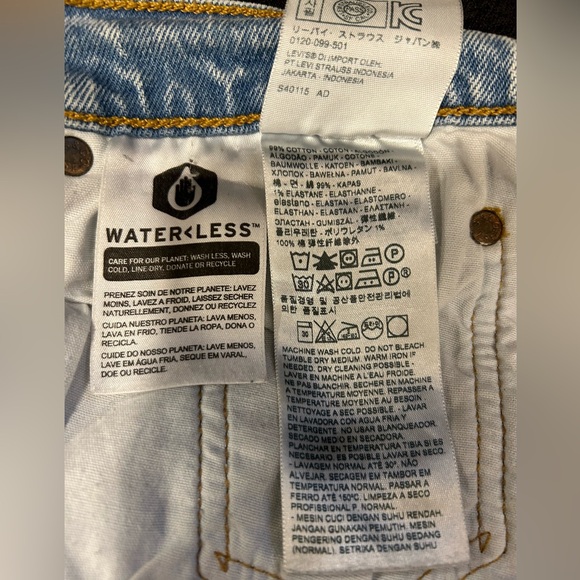 LEVI'S Women's 501 Jeans Size W26 / L26 - Light Blue, Button Fly, Quality - Picture 15 of 16